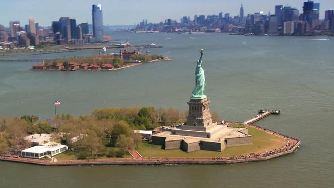 Around Long Island Regatta © Courtesy of the Around Long Island Regatta